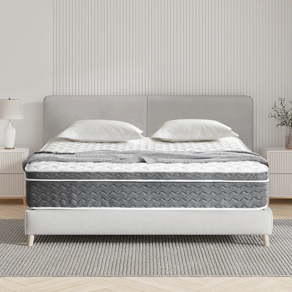 Hybrid Mattress, Fiberglass Free, Medium Feel, Motion Isolation, Mattress in a Box